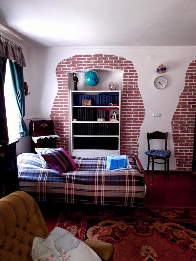 Guest House Meri Poppins Dedoplis Tskaro Экстерьер фото